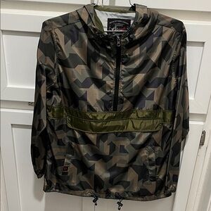 Geometric Patterned Jacket in Black and Brown